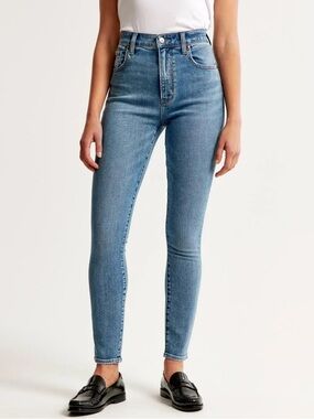 Abercrombie & Fitch High-Rise Skinny Jeans | 27 / 4R